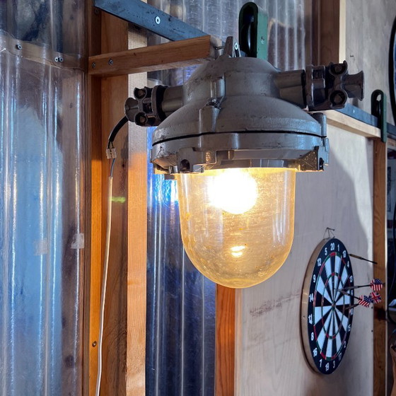 Image 1 of Plafonnier industriel, Tchécoslovaquie, années 1950