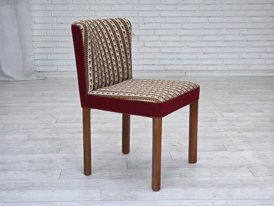 Image 1 of 1960s, set de 2 fauteuils danois, tissu traditionnel danois en laine tissée, pieds en bois de frêne.