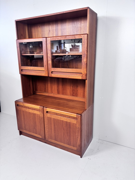 Image 1 of Vintage vitrinekast teak deens