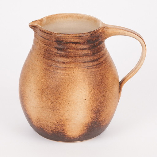 Rustieke vintage steengoed kan