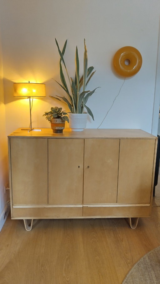 Armoire buffet PASTOE par Cees Braakman - série en bouleau des années 1950 - 130 x 91 x 47 cm