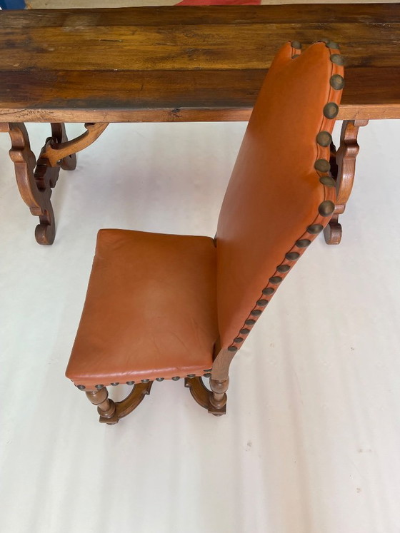 Set da pranzo degli anni '60 di provenienza italiana, realizzato in legno massello di noce. – Wood, Vintage (photo 5 of 16)