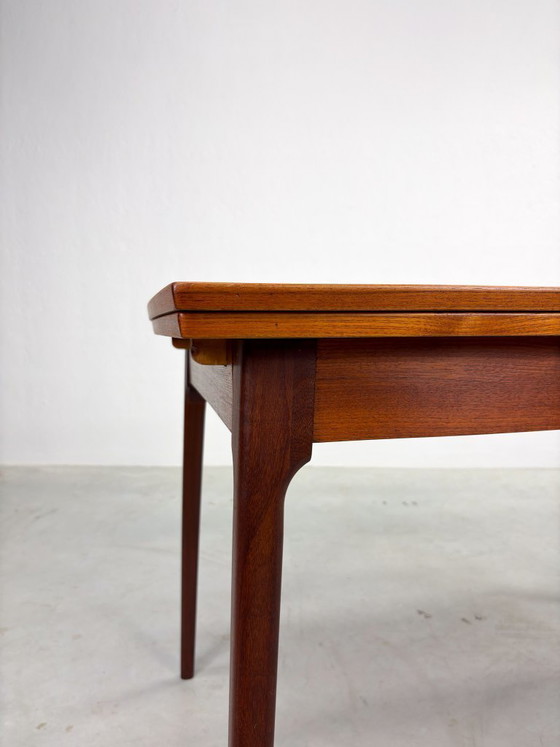 Image 1 of Extendable Mid-century Dining Table by AwA