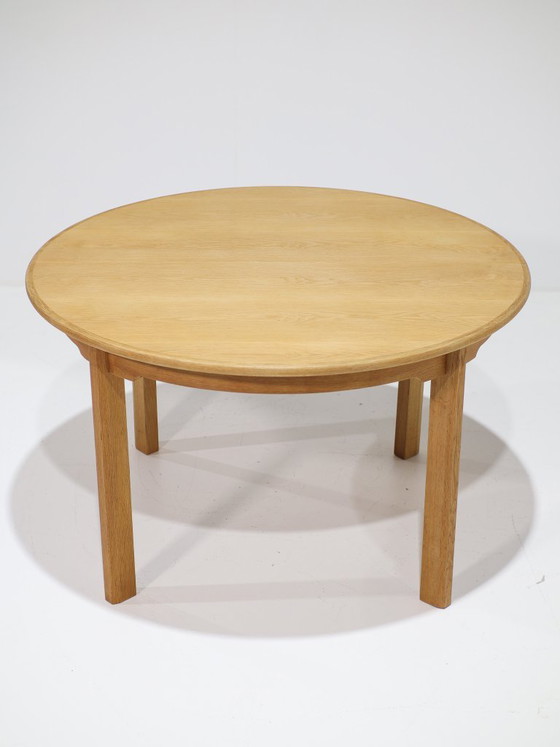 Extendable round oak Danish vintage dining table, Wood, Brown, Scandinavian (photo 8 of 15)