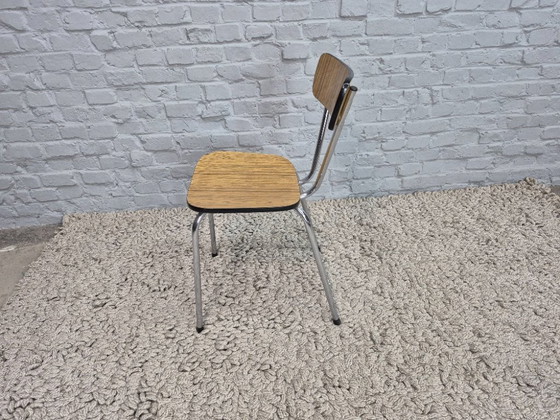 Set Misto di 4 Sedie da Cucina di Design Vintage di Brabantia, Formica Effetto Legno, Paesi Bassi, Anni '60 (photo 22 of 34)