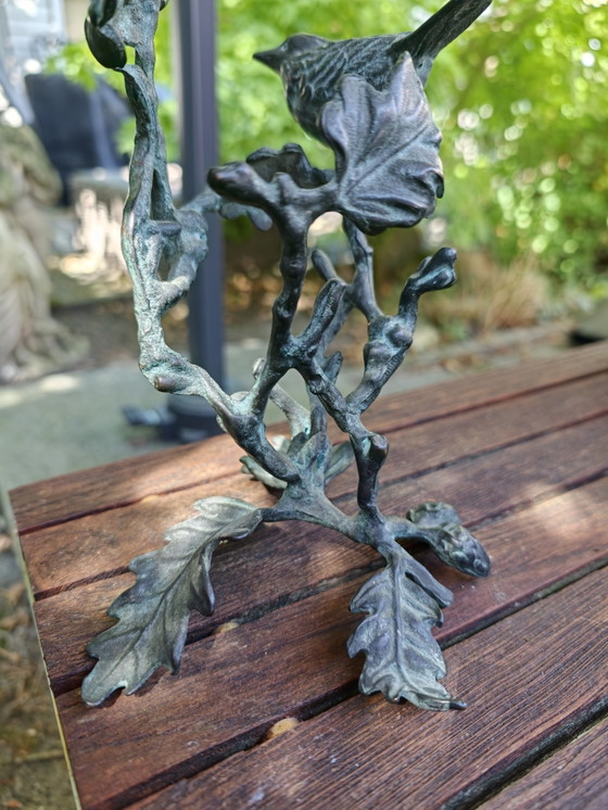 Image 1 of Sculpture en bronze : 2 oiseaux sur des branches feuillues, belle patine