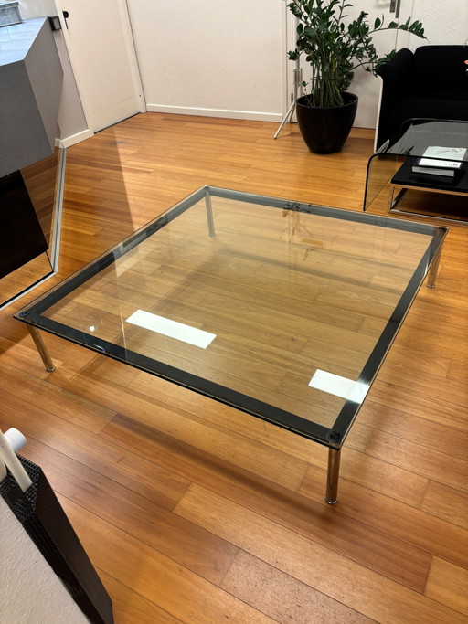 Iconic Cassina Le Corbusier Coffee Table – salontafels, Metal, Glass (photo 2 of 5)