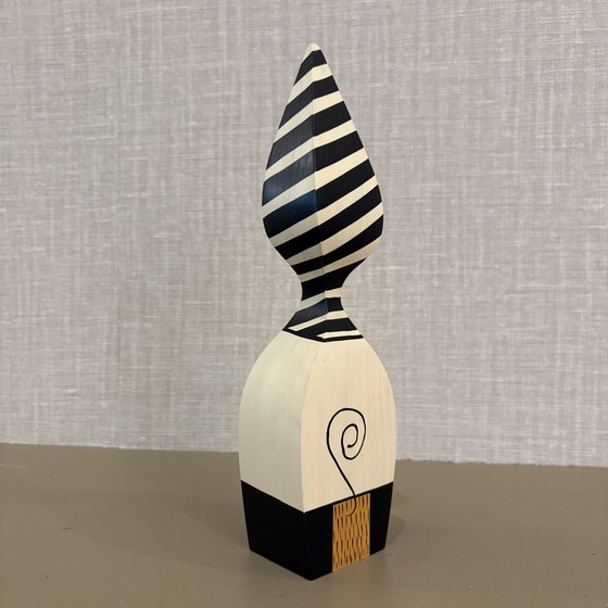 Vitra Wooden Doll Nr. 20 – Decoratieve objecten (photo 6 of 8)