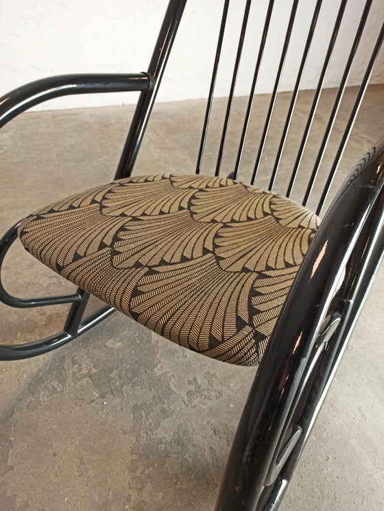 Fauteuil à bascule en métal postmoderne – Rocking chairs, Textile, Metal (photo 12 of 15)