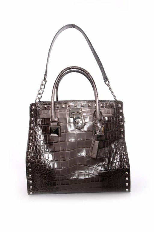 Borsa tote Hamilton di Michael Kors, grigia con stampa coccodrillo e dettagli in metallo argentato.