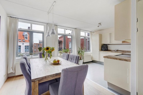 Image 1 of Mesa de comedor (extensible) con 6 sillas