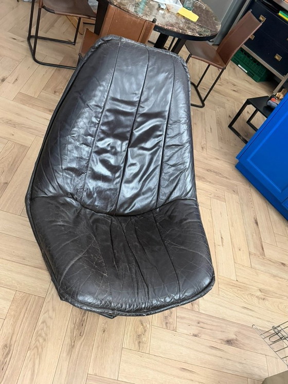 Poltrona girevole in pelle nera, stile Artifort – Sedie girevoli, Leather (photo 9 of 17)