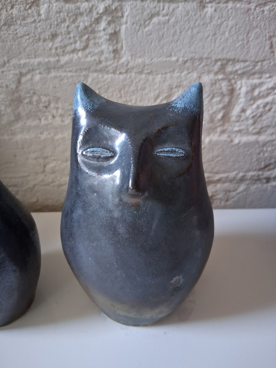 Image 1 of Keramische Zwiebeln in Anthrazitgrau mit hellblauen Akzenten, Künstler unbekannt