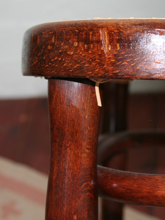 Image 1 of Alter restaurierter Thonet Typ N°56