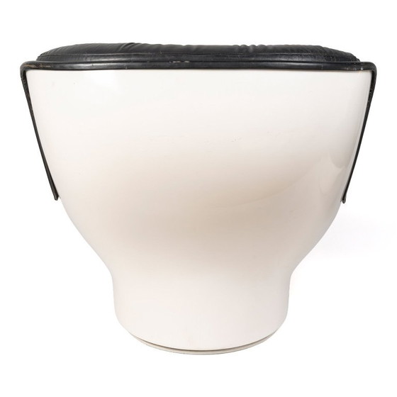 Poltrona «Karaté» e pouf di Michel Cadestin per Airborne, c.1970 – Sedie e poltrone, Leather, Fiberglass (photo 7 of 12)