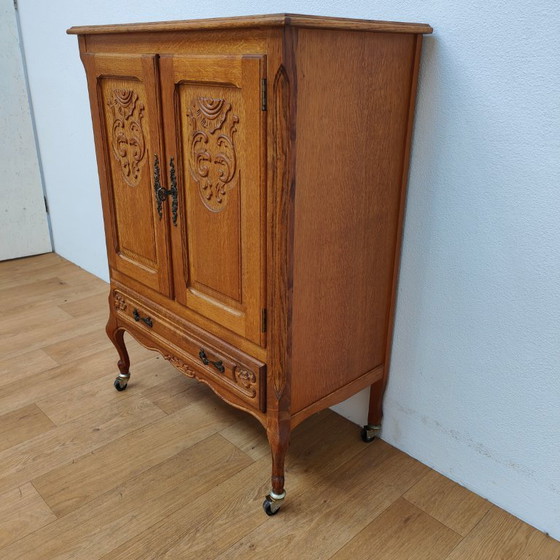 Image 1 of Meuble bar, armoire murale, buffet, commode de style Queen Anne rustique et vintage