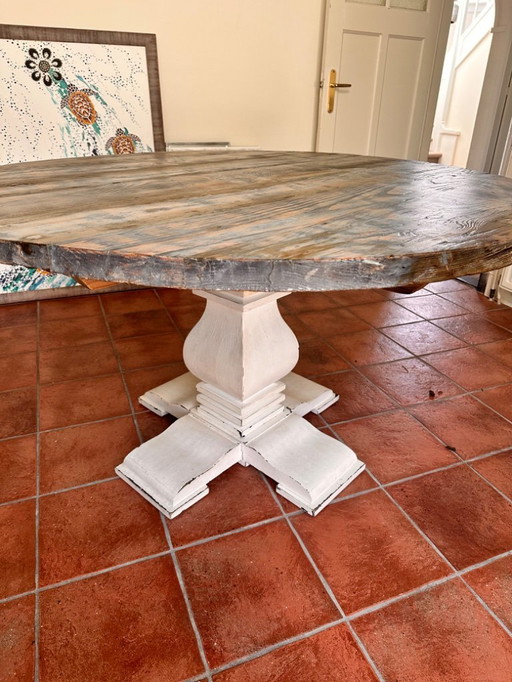 Riviera Maison round dining table