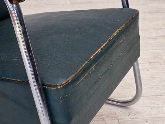 Image 1 of Fauteuil scandinave des années 1950, de style Bauhaus, en état d'origine.