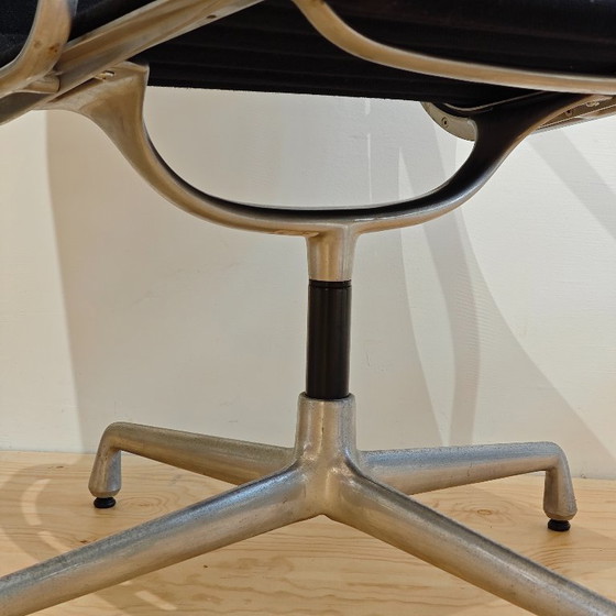 Image 1 of Sedie da ufficio Vitra Eames EA 112