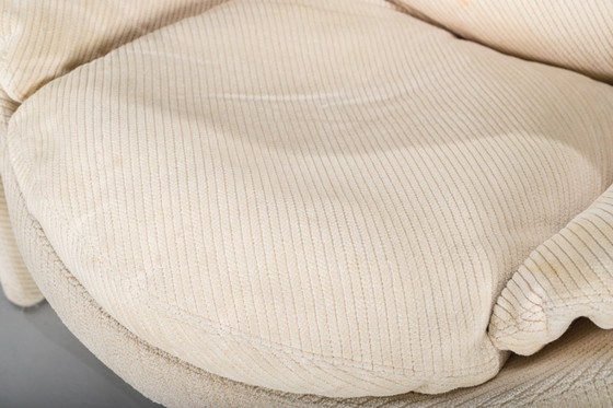 Image 1 of  Chaises et ottomans P60 par Vittorio Introini pour Saporiti, 1960, ensemble de 4