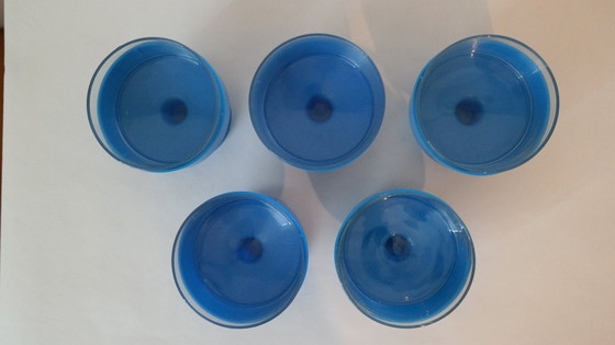 Image 1 of 5 bicchieri vintage con supporto in plastica su piede, 1960/70.