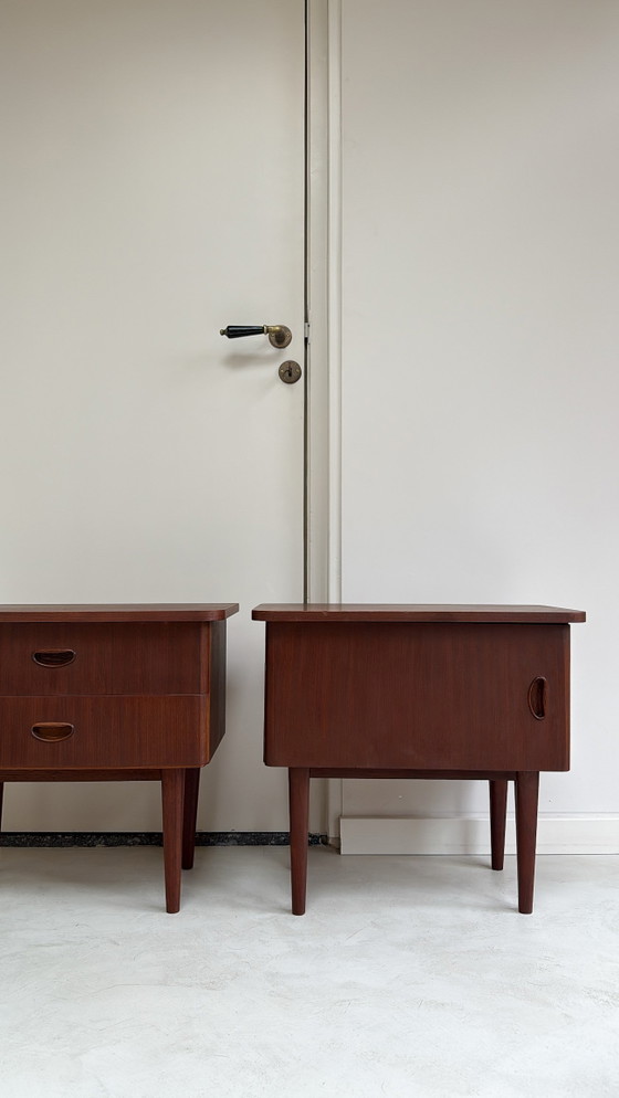 Image 1 of Comodini vintage in teak