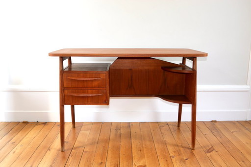 Small Scandinavian teak desk Gunnar Nielsen for Tibergaard 1960