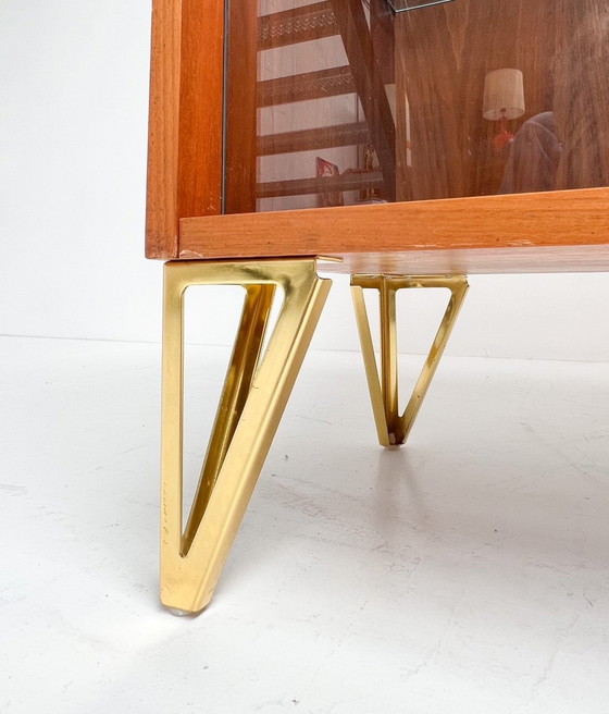 Image 1 of Vetrina danese alta 101 cm, anni '60