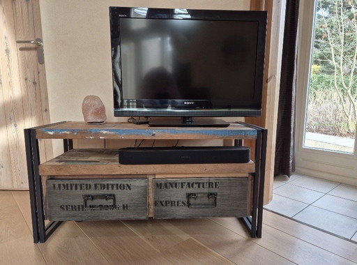 Industrieel TV-meubel sloophout & metaal Piet Hein Eek stijl