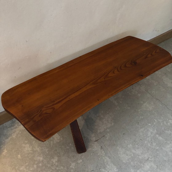 Image 1 of Mesa de centro de madera