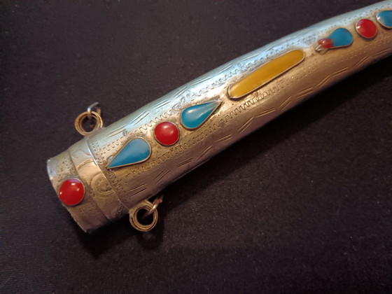 Image 1 of Decoratieve schede voor een messing dolk