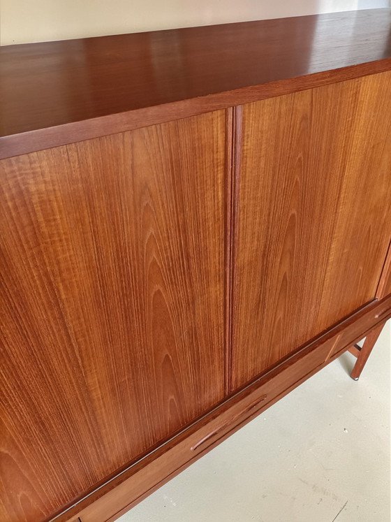 Image 1 of Deens vintage dressoir 