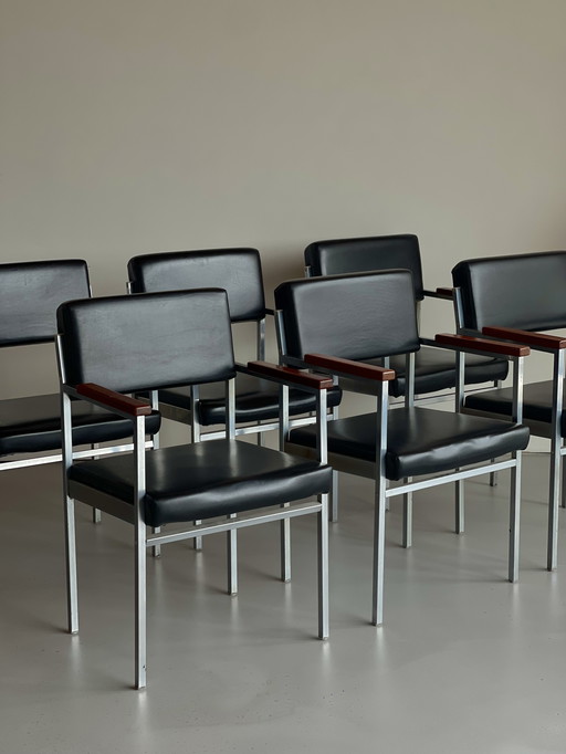 6 Vintage brutalist chairs
