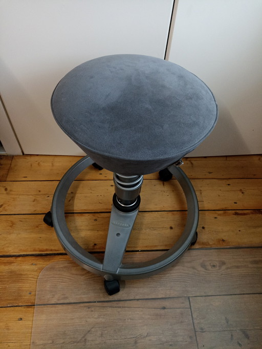 Sedia da ufficio Swopper con molla