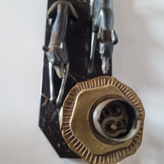 Image 1 of Art Deco bureaulamp in regula met windhonden