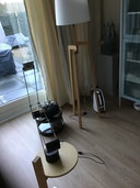 Lampe design noire Tizio, sur porte Artimide.