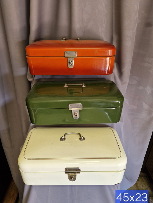 Scatole per il pane smaltate