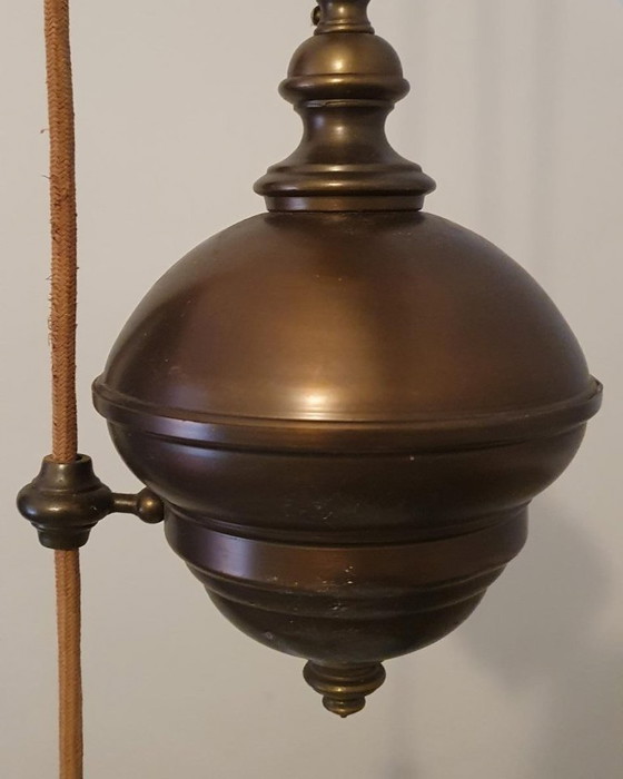 Image 1 of Pendant lamp with weight