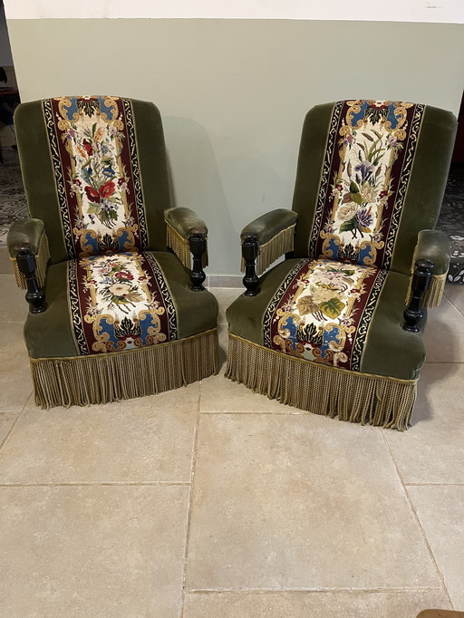 Coppia di poltrone in velluto