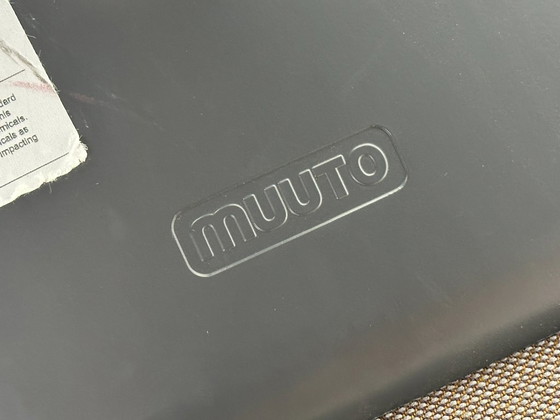 Muuto Fiber Armchair Taupe - Swivel Base Black – Textile (photo 8 of 8)