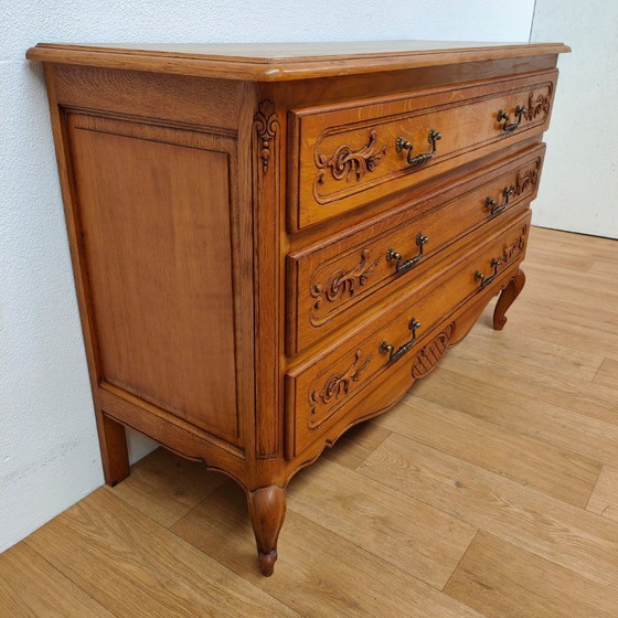 Image 1 of Vintage wooden Queen Anne chest of drawers, sideboard, chest of drawers
