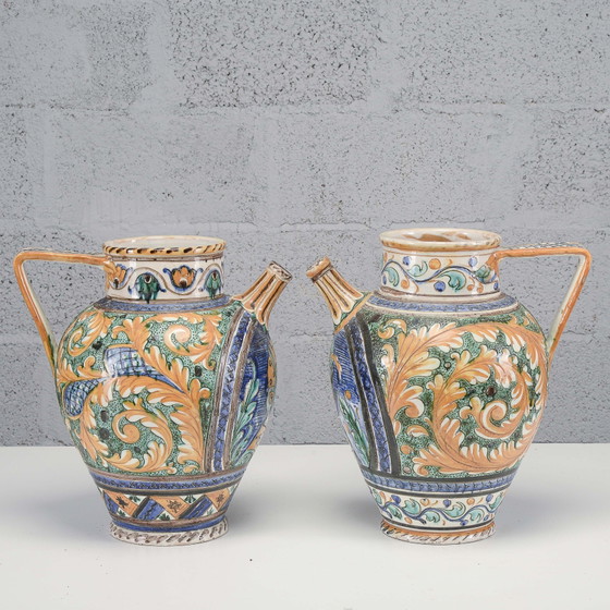 Pair of Mid-20th Century Deruta Vases – Ceramic, Vintage (photo 8 of 19)