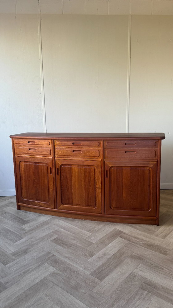 Image 1 of Credenza vintage in teak, arrotondata