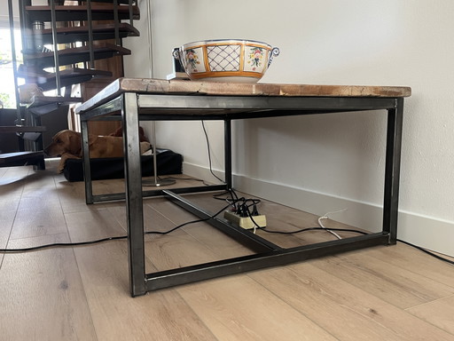 Salontafel.  Iron and Wood. 