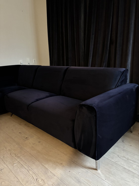 Image 1 of Navy velvet corner sofa