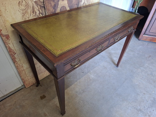 Antieke schrijftafel. bureau, desk met leder inleg afm. 102x54cm en 75cm hoog.