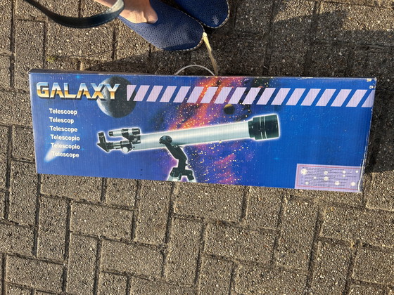 Télescope Galaxy flambant neuf, – Cadeaux, Metal (photo 3 of 5)
