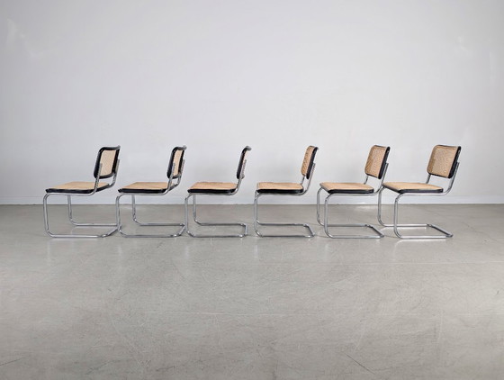 Image 1 of Juego de 6 sillas voladizas Thonet S32 V Breuer con estructura de caña vienesa.