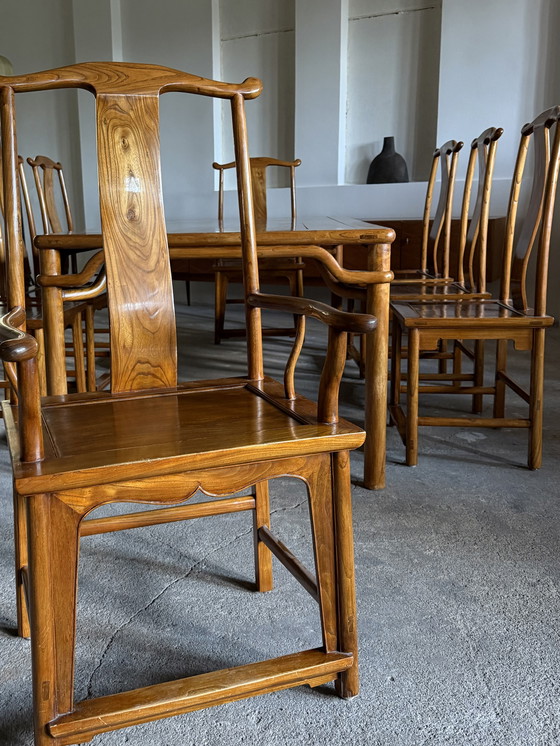 Image 1 of TAVOLO DA PRANZO IN CINA E 8 SEDIE IN LEGNO MASSELLO, ANNI '60