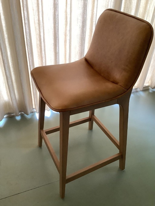 4 handgefertigte Barhocker